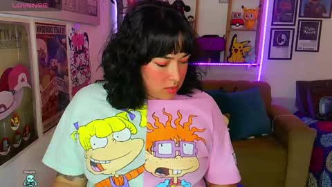 Snapshot of electricsapphire chatting on 10.10.25 Alejandra online show from 10.10.25