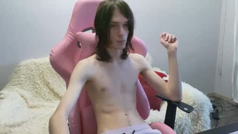 Snapshot of eleganc3 chatting on 01.19.26 eleganc3 online show from 01.19.26