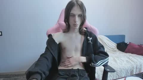 Snapshot of eleganc3 chatting on 02.17.26 eleganc3 online show from 02.17.26