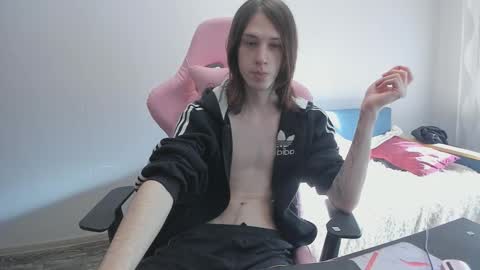 Snapshot of eleganc3 chatting on 02.24.26 eleganc3 online show from 02.24.26