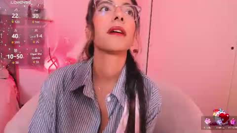 Snapshot of elegant_rouse chatting on 06.18.26 Rouse online show from 06.18.26
