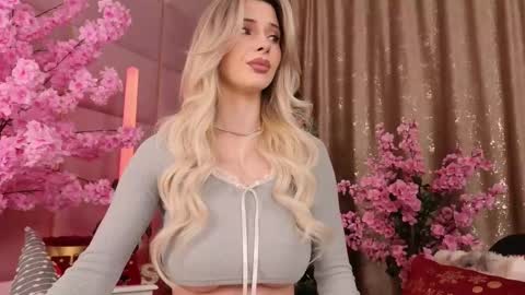 Eleine online show from 12.16.25