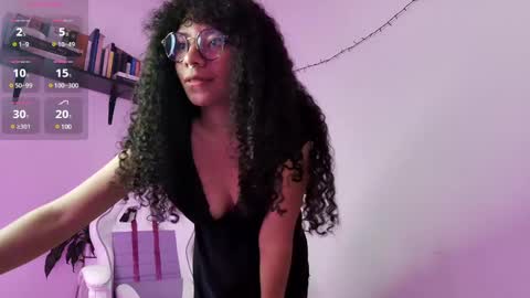 Snapshot of elektra_williams chatting on 02.22.25 elektra_williams online show from 02.22.25