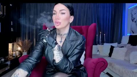 Snapshot of elektravelvet chatting on 02.05.25 ElektraSheDemon online show from 02.05.25