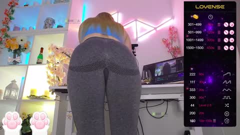 Elena online show from 01.25.25