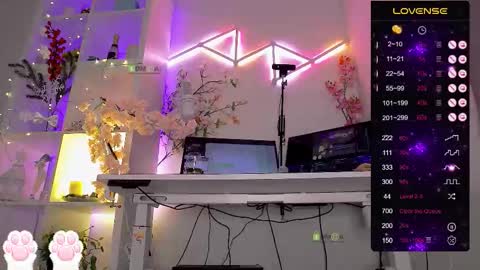 Elena online show from 11.28.25