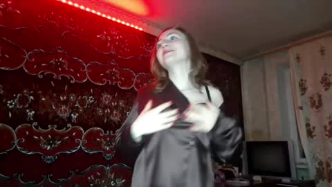 Mia online show from 03.14.26