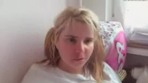 Snapshot of elenaflirt chatting on 05.06.26 Elena online show from 05.06.26