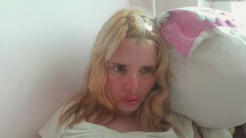 Snapshot of elenaflirt chatting on 05.20.26 Elena online show from 05.20.26
