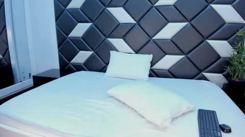 Elena Guerra online show from 01.17.26