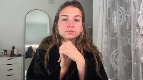 Snapshot of elenahere4u chatting on 05.05.26 Elena online show from 05.05.26