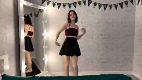 Snapshot of eleniswackhammer chatting on 07.24.26 Annie PVT IS OPEN online show from 07.24.26