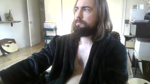 Snapshot of elephantfox chatting on 12.30.24 fox online show from 12.30.24