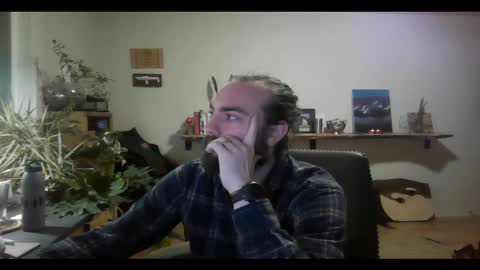 Snapshot of elephantfox chatting on 02.17.25 fox online show from 02.17.25