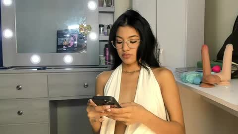elettra_bennet online show from 05.16.26