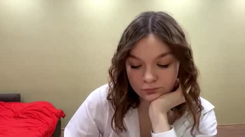 Mila online show from 03.12.26