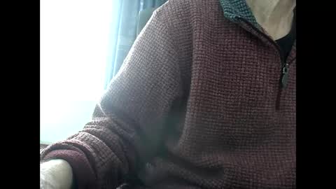 Snapshot of elfyonee chatting on 02.05.25 elfyonee online show from 02.05.25