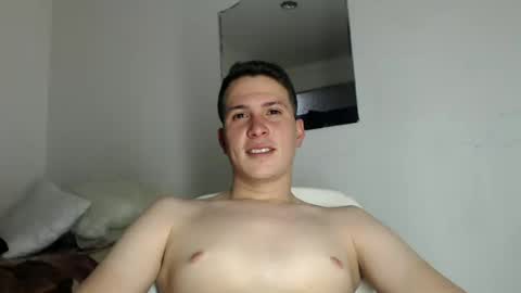 Snapshot of elgochito123 chatting on 06.26.26 elgocho online show from 06.26.26