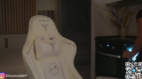 Eli  online show from 04.14.26