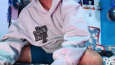 Snapshot of elias_salvatore_ chatting on 02.12.26 elias_salvatore_ online show from 02.12.26