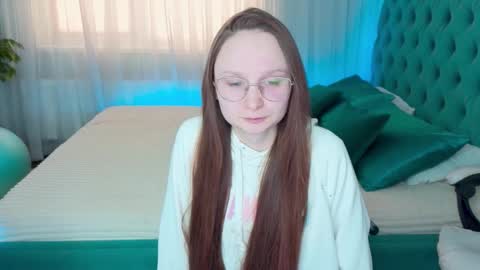 Snapshot of elidream chatting on 02.01.26 Eli online show from 02.01.26