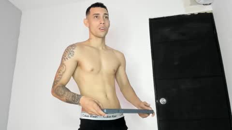 elier_jhonson1 online show from 02.14.26