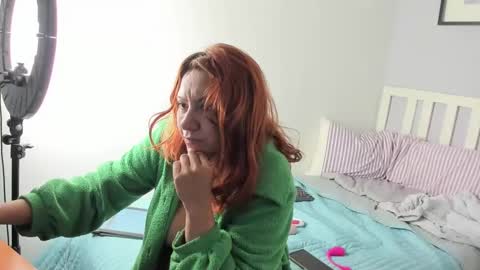 elifgirasol online show from 01.25.25