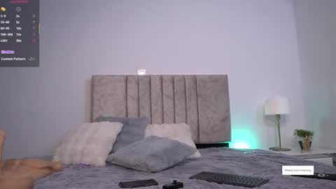 Snapshot of eliizabeth_roberts chatting on 06.12.26 E L I I Z A B E T H online show from 06.12.26