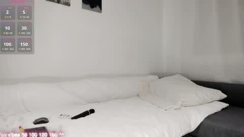 Hey Im Elizzi. Lets have fun and enjoy together  online show from 05.30.26