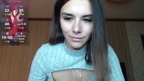 Snapshot of elina_posh chatting on 10.21.25 Liza online show from 10.21.25