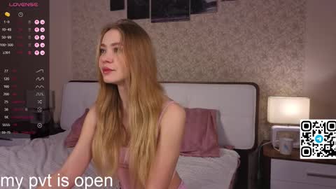 Elina online show from 11.21.25