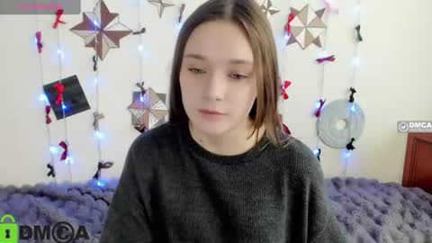Snapshot of elina_x chatting on 06.15.26 elina_x online show from 06.15.26