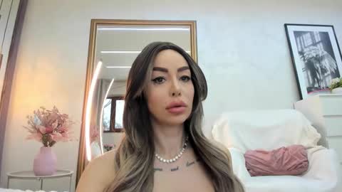 Elina online show from 02.15.26