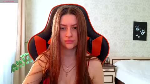 Snapshot of elinkalove chatting on 04.21.26 Elina online show from 04.21.26