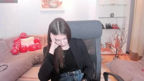 Snapshot of elinorpirss chatting on 02.11.26 ElinorPirss online show from 02.11.26