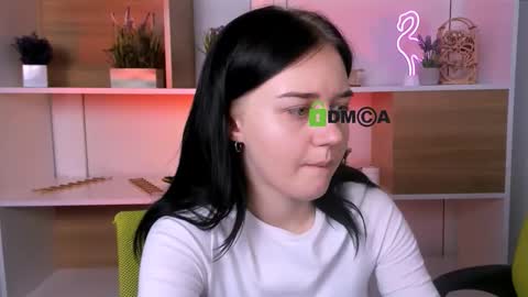 Snapshot of eliora_silk chatting on 11.05.25 eliora_silk online show from 11.05.25