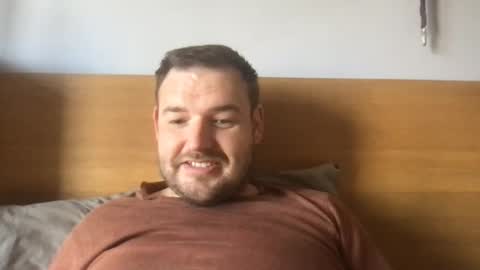 Snapshot of eliot26 chatting on 04.10.26 e26 online show from 04.10.26