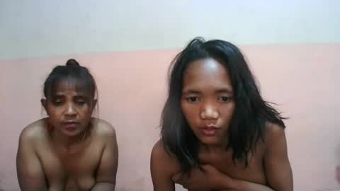 Snapshot of elisabet88 chatting on 09.29.25 elisabet88 online show from 09.29.25