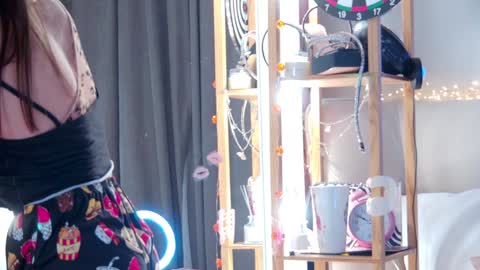 ElisabethDavis online show from 01.25.25