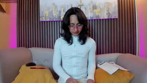 Elisa Sue online show from 04.22.26