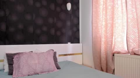 Elly online show from 12.02.25