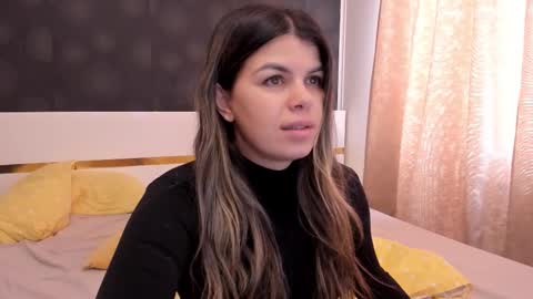 Elly online show from 02.14.26