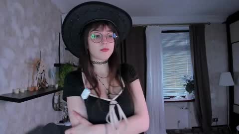 Elis online show from 04.20.26