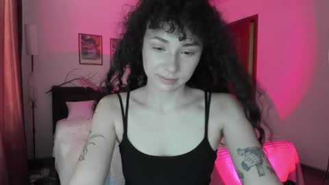 Snapshot of elisskriter chatting on 07.29.26 Eliss online show from 07.29.26
