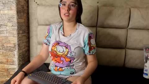 elisvega online show from 02.03.26