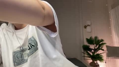 Stephanie online show from 01.11.26