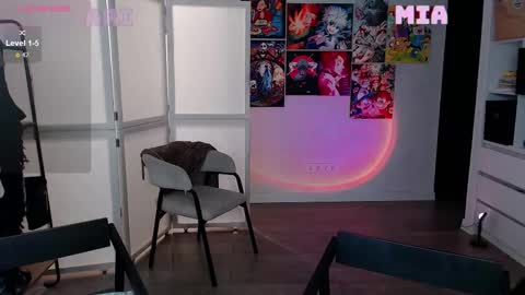 Ari online show from 10.03.25