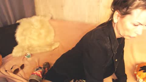 Elizabethangel online show from 09.14.25