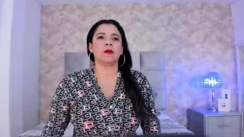 Elizabeth online show from 01.18.25