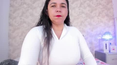 Elizabeth online show from 10.20.25